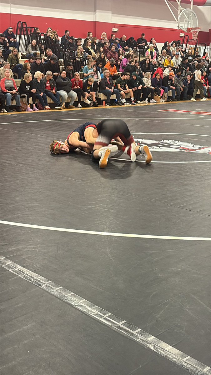 central_cyclone's tweet photo. And the crowd goes wild for Cody Sorenson!! https://t.co/rBL199Y2Gl