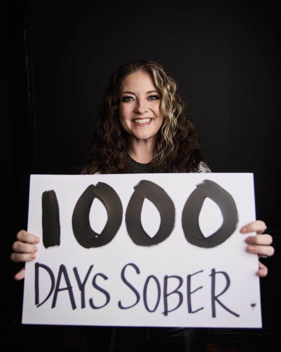 AshleyMcBryde's tweet image. 1,000 days, 1,000 moons. 
1,000 hangovers skipped. 
1,000 drunk “I’m sorry’s” I didn’t have to say.