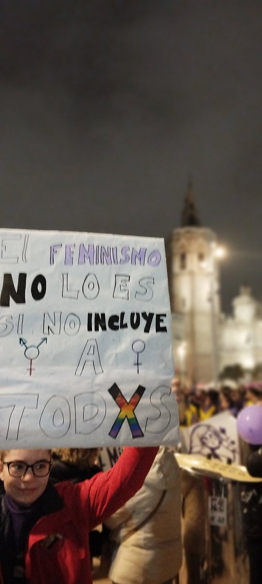 Anastasianosoy's tweet photo. El #Feminismo no lo es si no incluye a todxs
#8M2025 
#Valencia https://t.co/jPwwb5AcsR