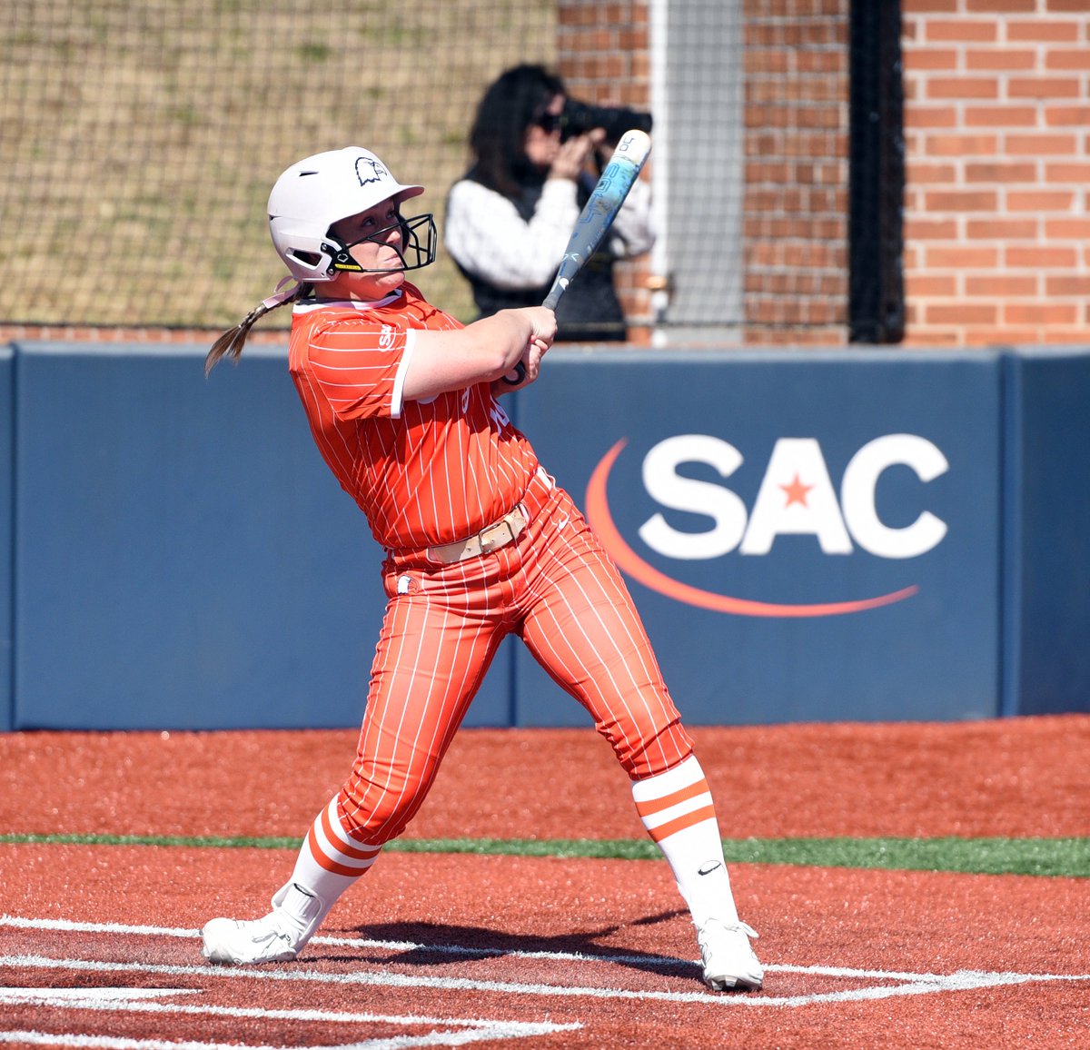 Carson-Newman Athletics (@cn_eagles) on Twitter photo C-N is back within one on a <a href="/syerra_rogers/">syerra rogers((:</a> two-run blast🔥
🎩Lincoln Memorial 6
🦅<a href="/cnsball/">Carson-Newman Softball</a> 5
End 5th
📺cneagles.com/FloSB <a href="/FloCollegeSB/">FloCollege | Softball</a>
📱cneagles.com/live
📈cneagles.com/livestats C-N is back within one on a <a href="/syerra_rogers/">syerra rogers((:</a> two-run blast🔥
🎩Lincoln Memorial 6
🦅<a href="/cnsball/">Carson-Newman Softball</a> 5
End 5th
📺cneagles.com/FloSB <a href="/FloCollegeSB/">FloCollege | Softball</a>
📱cneagles.com/live
📈cneagles.com/livestats