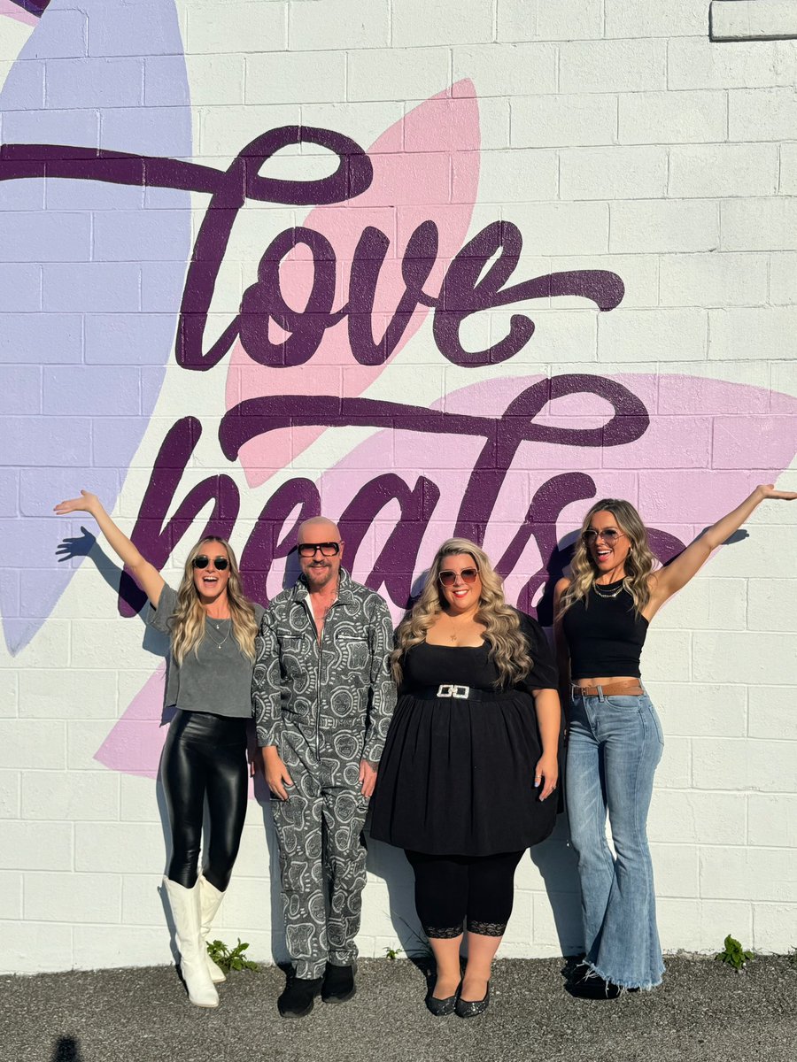 Happy International Women’s Day!  Love, Heals!  #Healtheworld #InternationalWomensDay #nashville <a href="/DesmondChild/">Desmond Child</a> @thistlefarms
