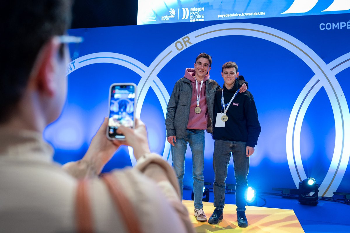 Pays de la Loire tweet media