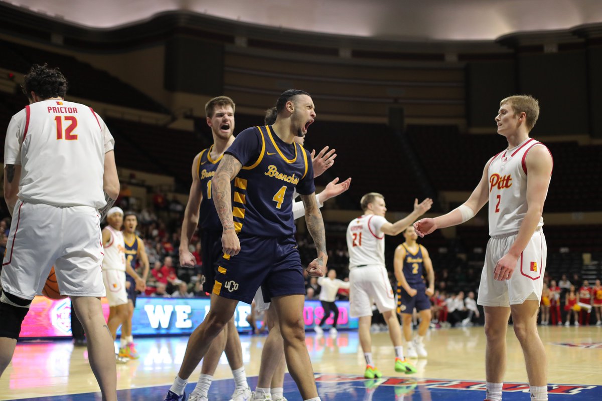 UCO Bronchos (@ucoathletics) on Twitter photo 𝗧𝗢 𝗧𝗛𝗘 '𝗦𝗛𝗜𝗣
Central Oklahoma beats Pittsburg State, 93-81 to advance to the MIAA Basketball Championship game Sunday at 1 p.m. inside historic Municipal Auditorium!
<a href="/UCOMBB/">UCO Men's Basketball</a> x #RollChos 𝗧𝗢 𝗧𝗛𝗘 '𝗦𝗛𝗜𝗣
Central Oklahoma beats Pittsburg State, 93-81 to advance to the MIAA Basketball Championship game Sunday at 1 p.m. inside historic Municipal Auditorium!
<a href="/UCOMBB/">UCO Men's Basketball</a> x #RollChos