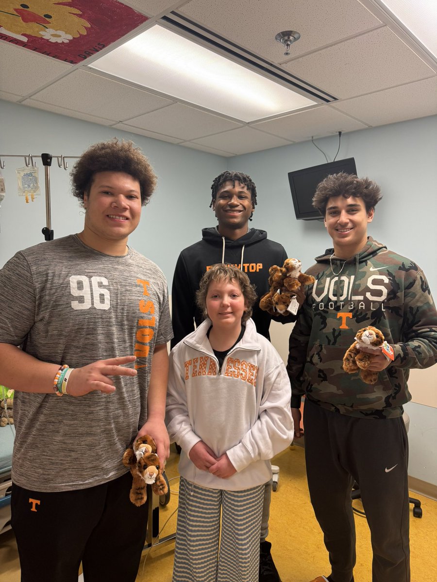 Travis Smith Jr. tweet media