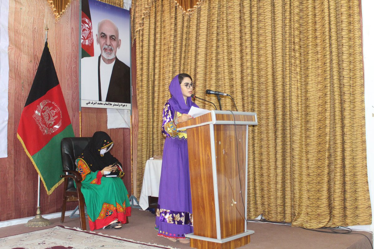 WazhmaTokhi's tweet image. These photos, captured in 2020 in Helmand Province during our International Women’s Day celebration, show women brimming with hope and determination to work and build a better future. On #IWD2020 in Helmand, hope filled the air—but just one year later, a brutal ban on education