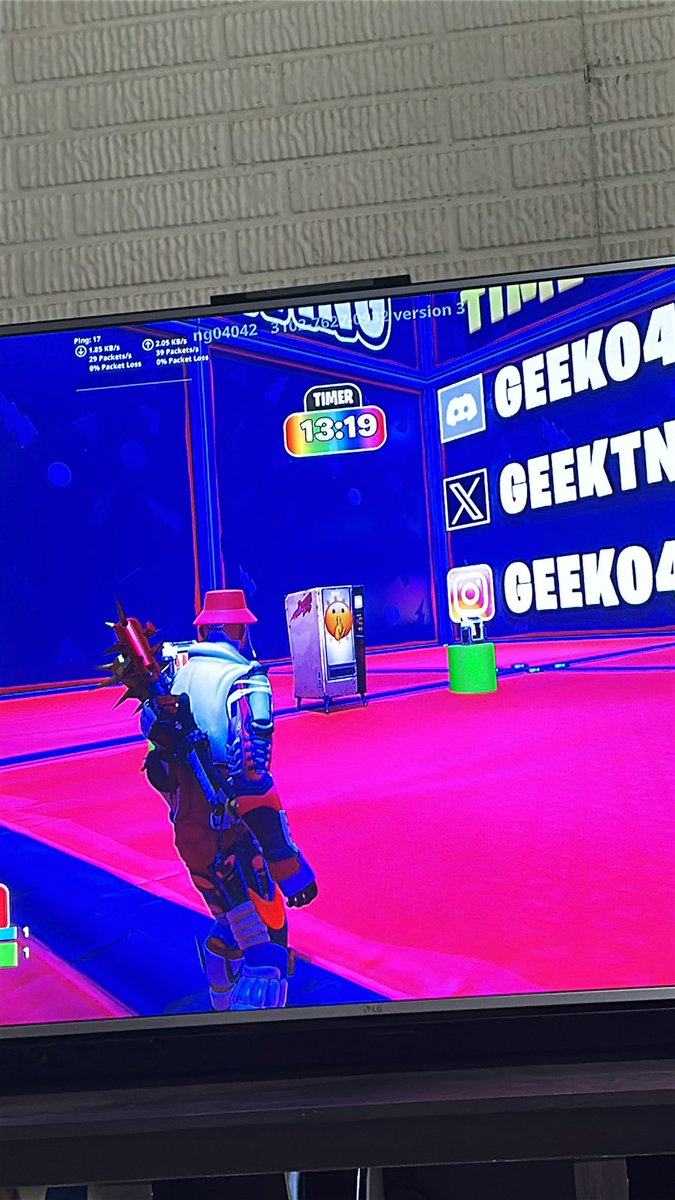 SubFire Gaming tweet media