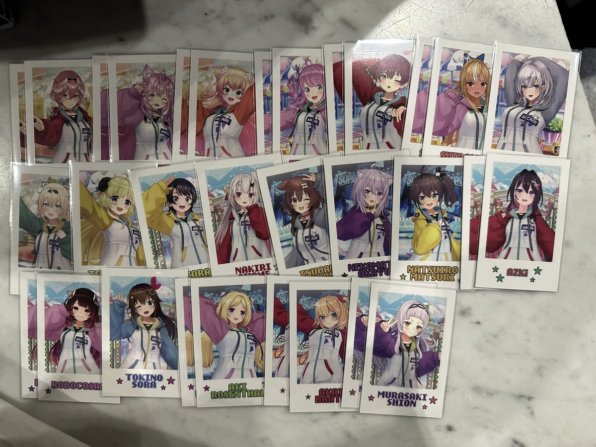 ホロライブ EXPO fes チェキ 交換

求→☄️、⛄️、🌸

譲→画像の物

EXPO両日参加する為、現地でのお取引ですと大変嬉しいです。

検索からでもお気軽にお声掛け下さい。

#ホロライブ交換 #hololivefesEXPO25