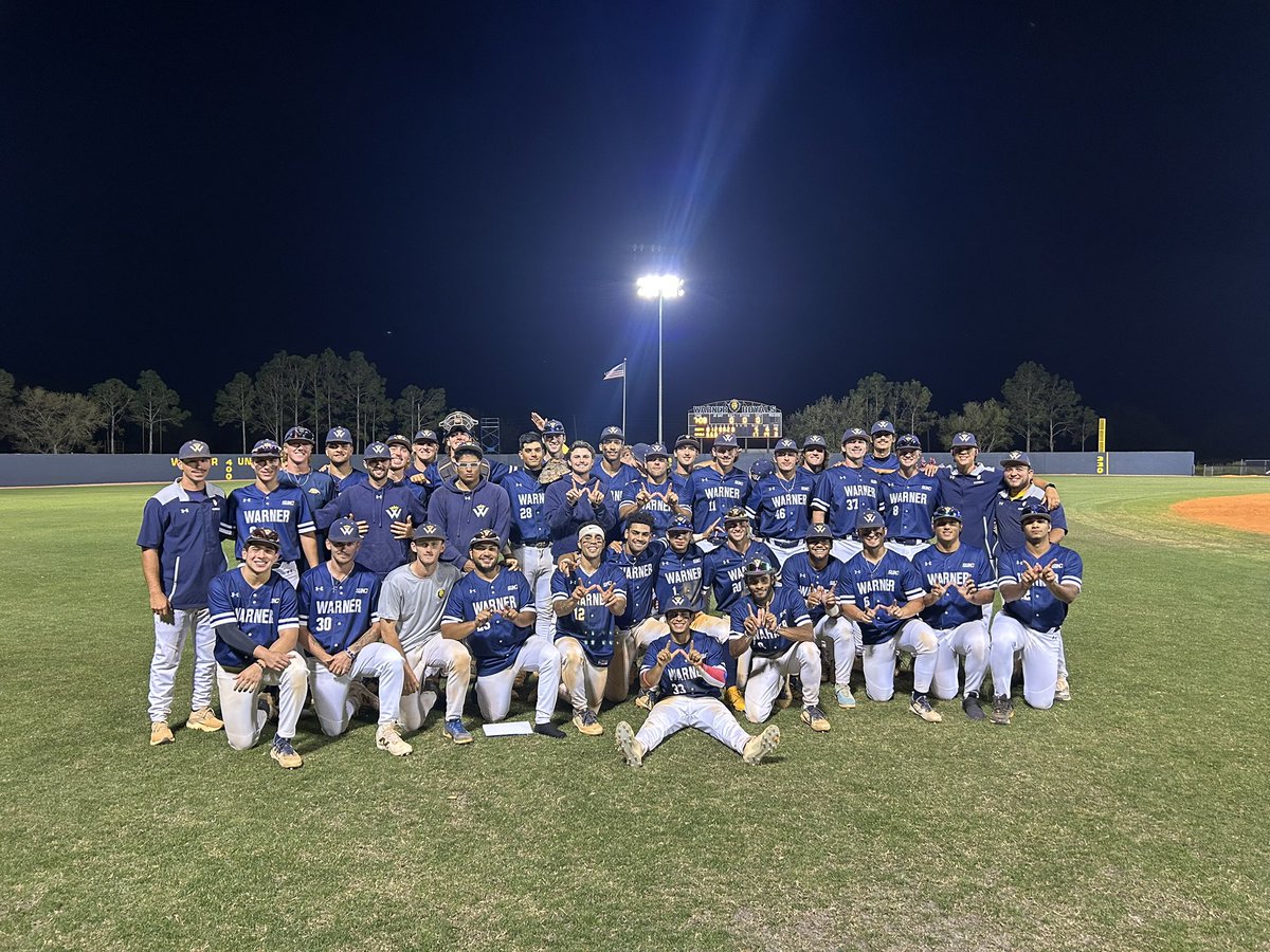 Our boys after a DH sweep!! They beat #5 Cumberlands in game 1, and Aquinas Mi. in Game 2‼️great momentum heading into conference play next weekend. Super proud of their efforts this weekend. #Created4Purpose