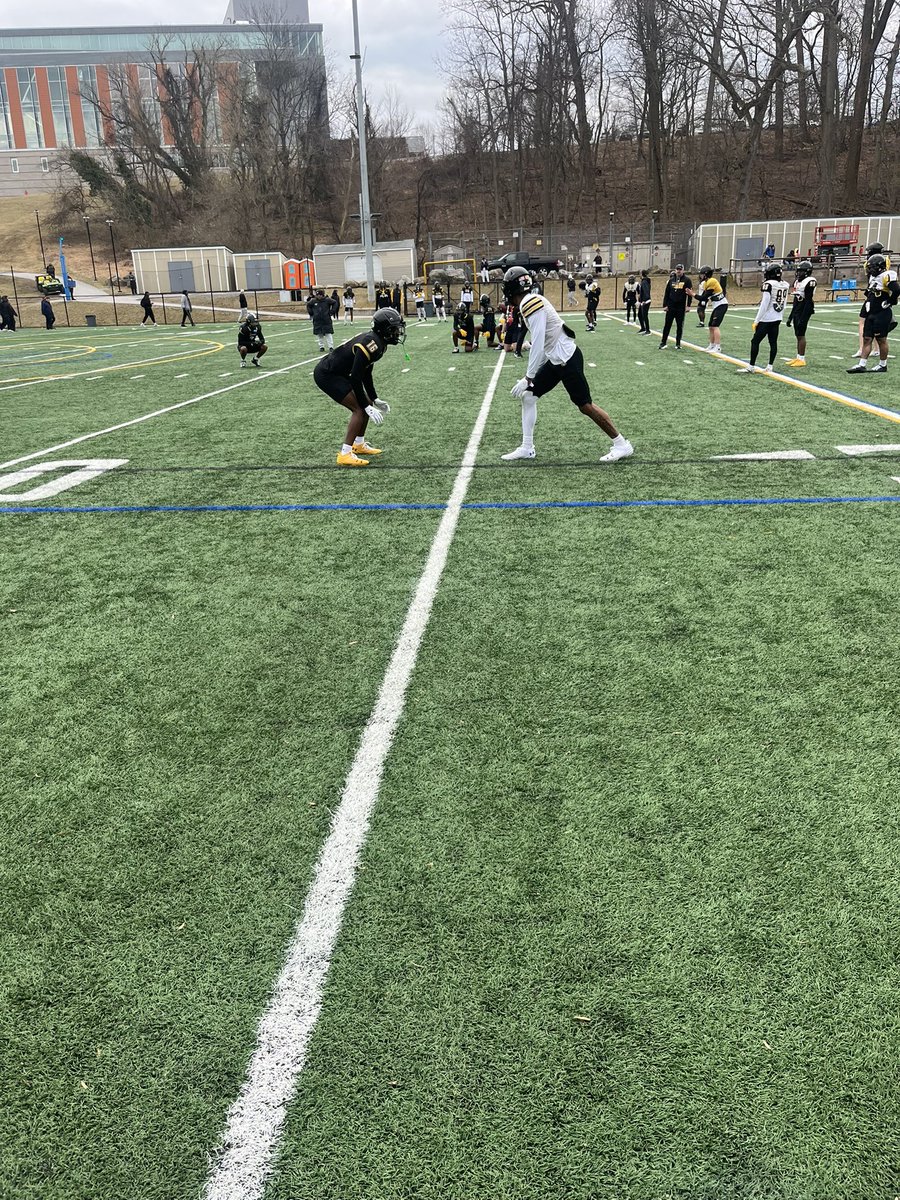 darius_burton2's tweet image. Got to go to Junior day! today, for @Towson_FB, got to meet great players and learn what it’s like to stay locked in and be dedicated to compete at the D1 level, also got to meet @CoachDJSteward. Just the beginning of what is to come🫡‼️