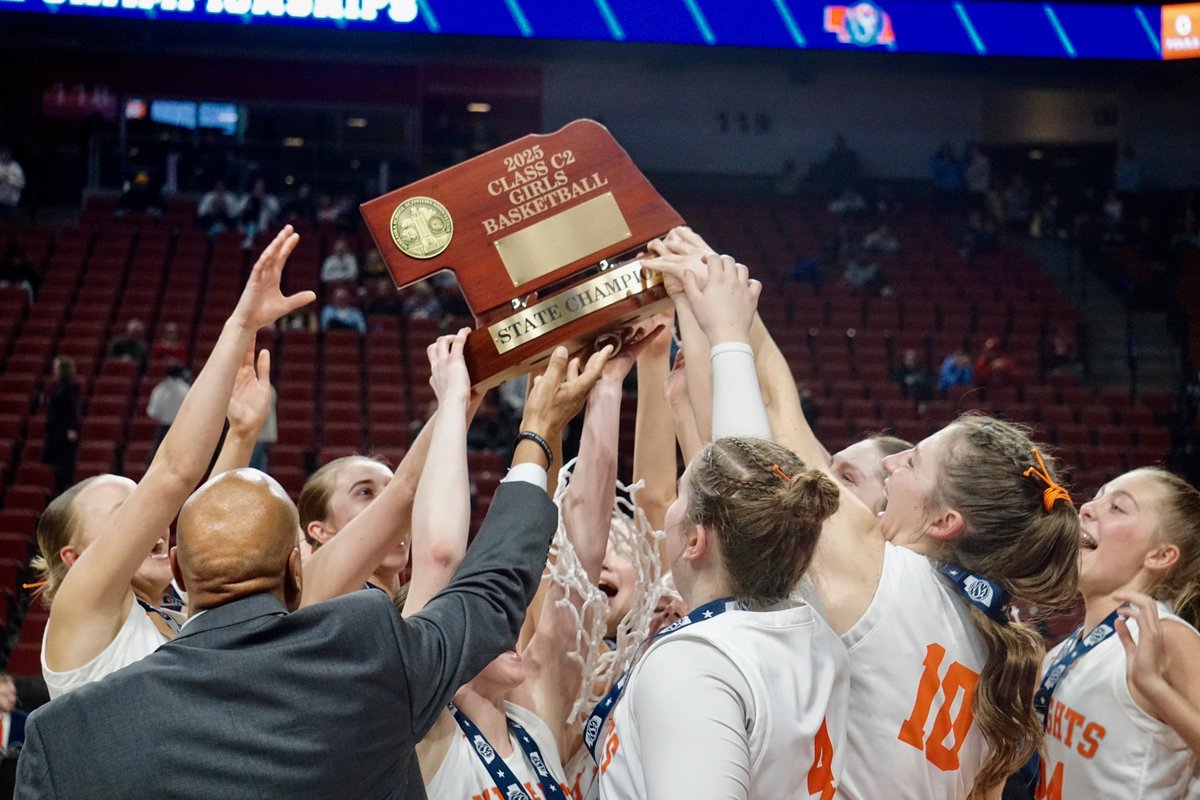 Tony Chapman (@tony_chapman76) on Twitter photo At long last, <a href="/OCKnightsBBall/">O-C Basketball</a> wins their first girls state basketball title in school history.
#nebpreps At long last, <a href="/OCKnightsBBall/">O-C Basketball</a> wins their first girls state basketball title in school history.
#nebpreps