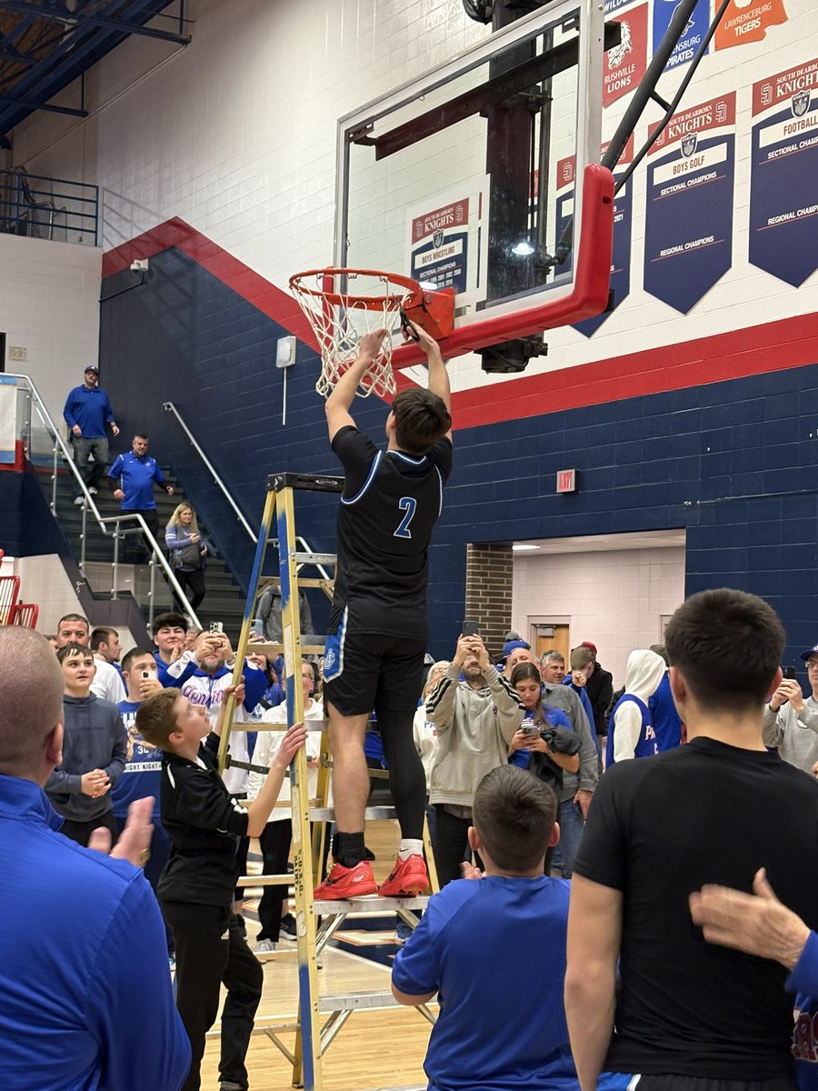 PanthersJCHS's tweet photo. Sectional Champions! 🏀 https://t.co/cMOz1JWaXb