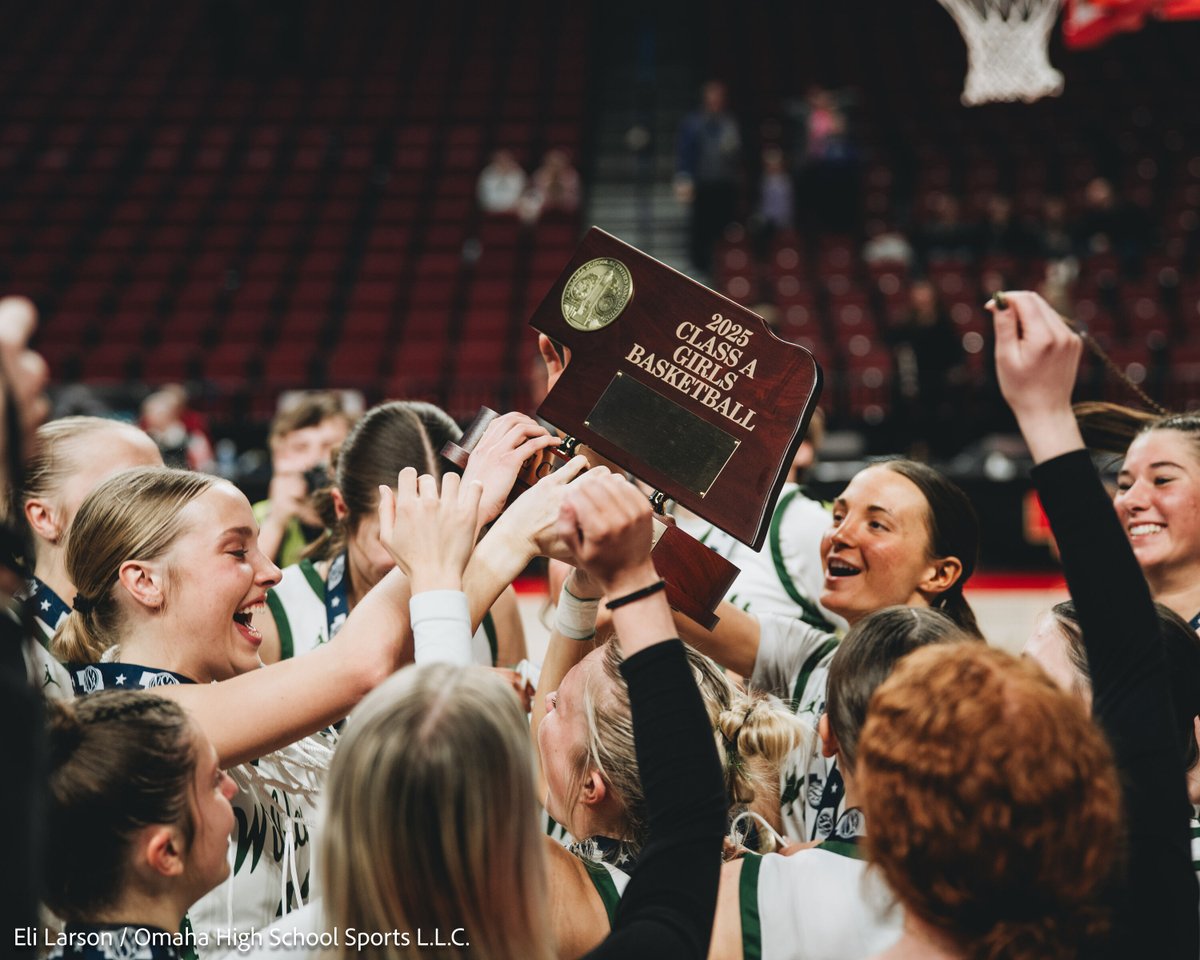 OmahaHSHoops's tweet image. Millard West dominates Omaha Westside, 70-44, to claim the NSAA Class A Girls Basketball State Championship. Millard West controlled the pace throughout, building a commanding first-half lead (33-14) and maintaining their advantage with a balanced offensive attack and strong…