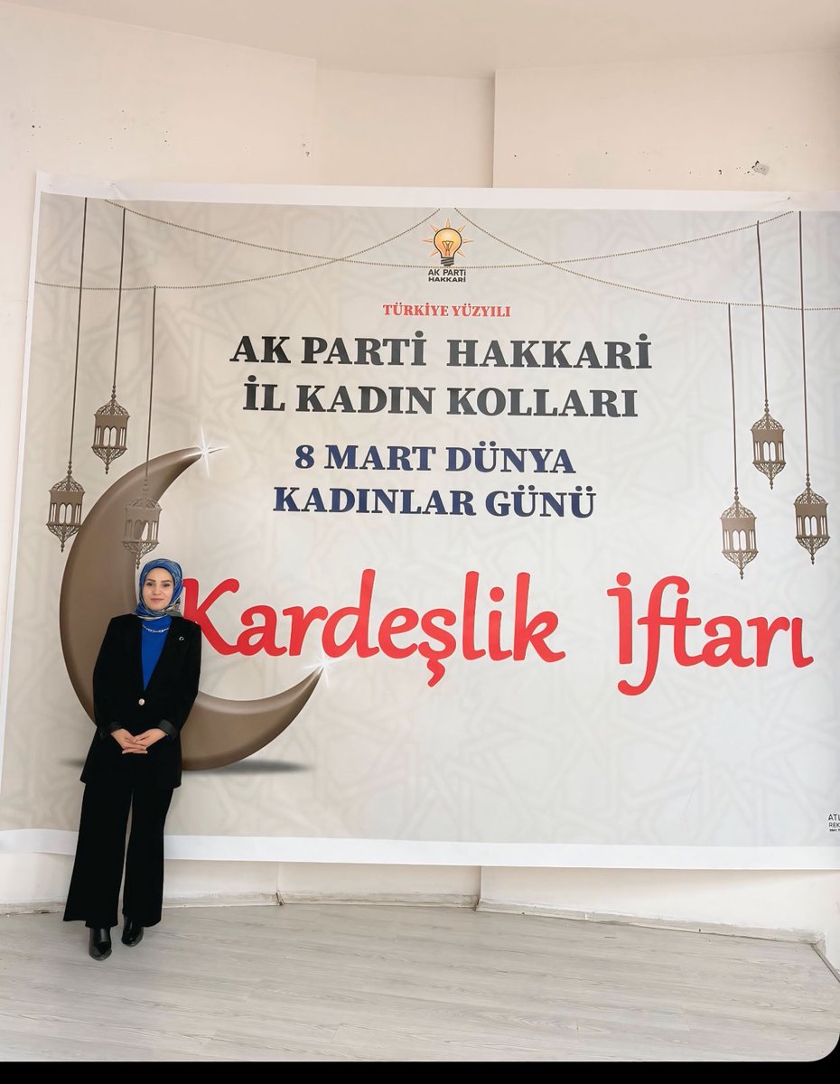Güneş Hayva (@guneshyv) on Twitter photo 📍Hakkari
“ Aynı sofrayı paylaşmanın, aynı duaya amin demenin, bir arada tek yürek olmanın güzelliğini yaşadık Rabbim birliğimizi ve beraberliğimizi daim eylesin. Sevginin ve paylaşma duygusunun hâkim olduğu nice iftar sofralarında bir araya gelmeyi nasip etsin”
<a href="/tugbaisikercan/">Tuğba IŞIK ERCAN</a> 📍Hakkari
“ Aynı sofrayı paylaşmanın, aynı duaya amin demenin, bir arada tek yürek olmanın güzelliğini yaşadık Rabbim birliğimizi ve beraberliğimizi daim eylesin. Sevginin ve paylaşma duygusunun hâkim olduğu nice iftar sofralarında bir araya gelmeyi nasip etsin”
<a href="/tugbaisikercan/">Tuğba IŞIK ERCAN</a>