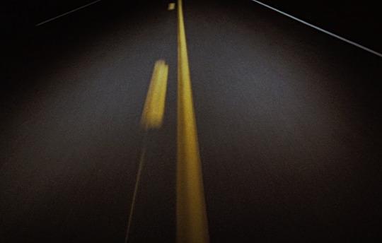 TheCinesthetic's tweet photo. Blue Velvet (1986) dir. David Lynch https://t.co/Yd52kxtW7X