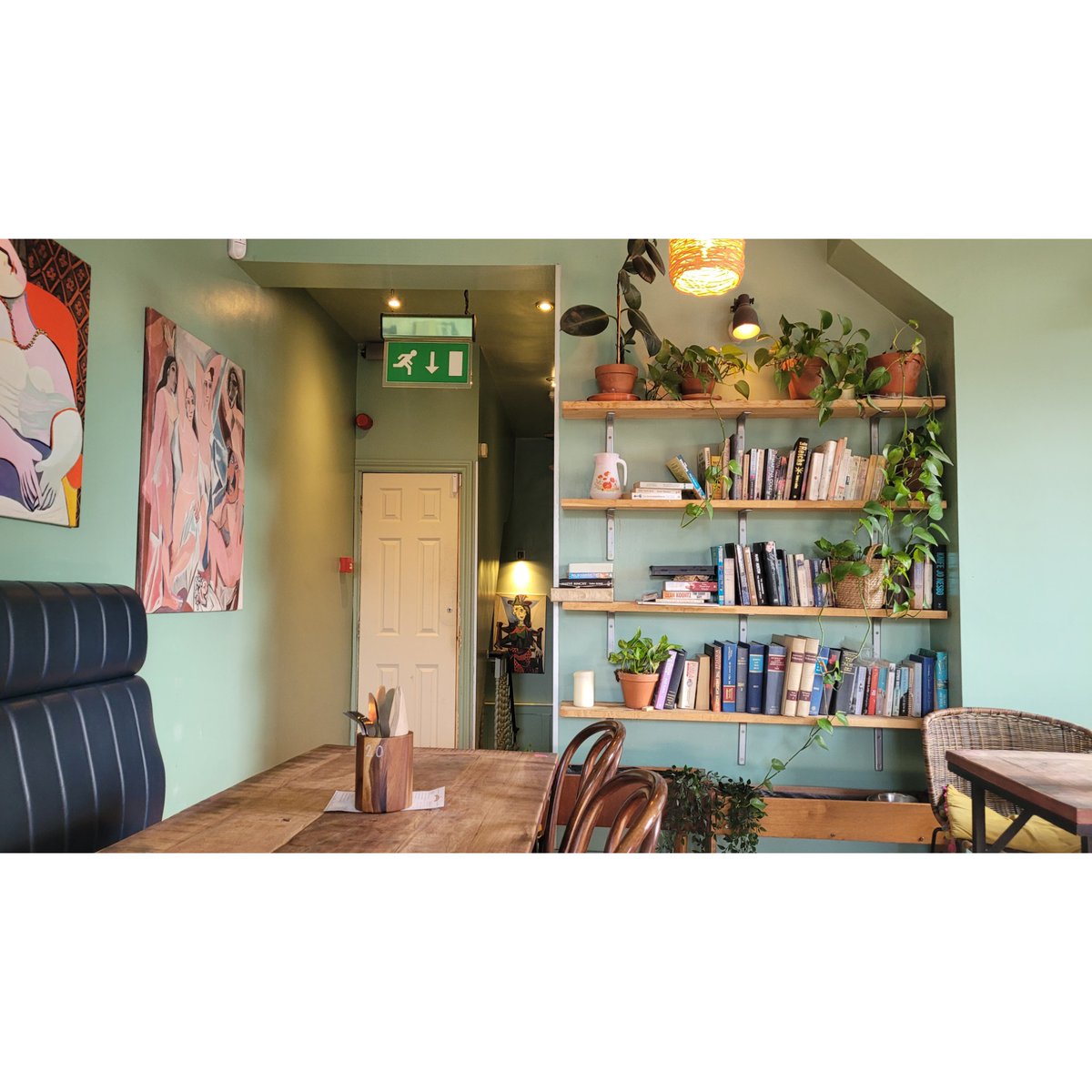 Juki_W's tweet image. The Bookbinder, Lark Lane 📚🍵

Julaayy.blogspot.com/2025/03/the-bo…

#blog #blogger #fblog #fblogger #liverpool #liverpoolblog #liverpoolblogger #thebookbinder #thebookbinderlarklane #pubandeatery #pub #larklane #seftonpark #brunch #lunch #food #review #matchalatte #avocadotoast #poachedegg