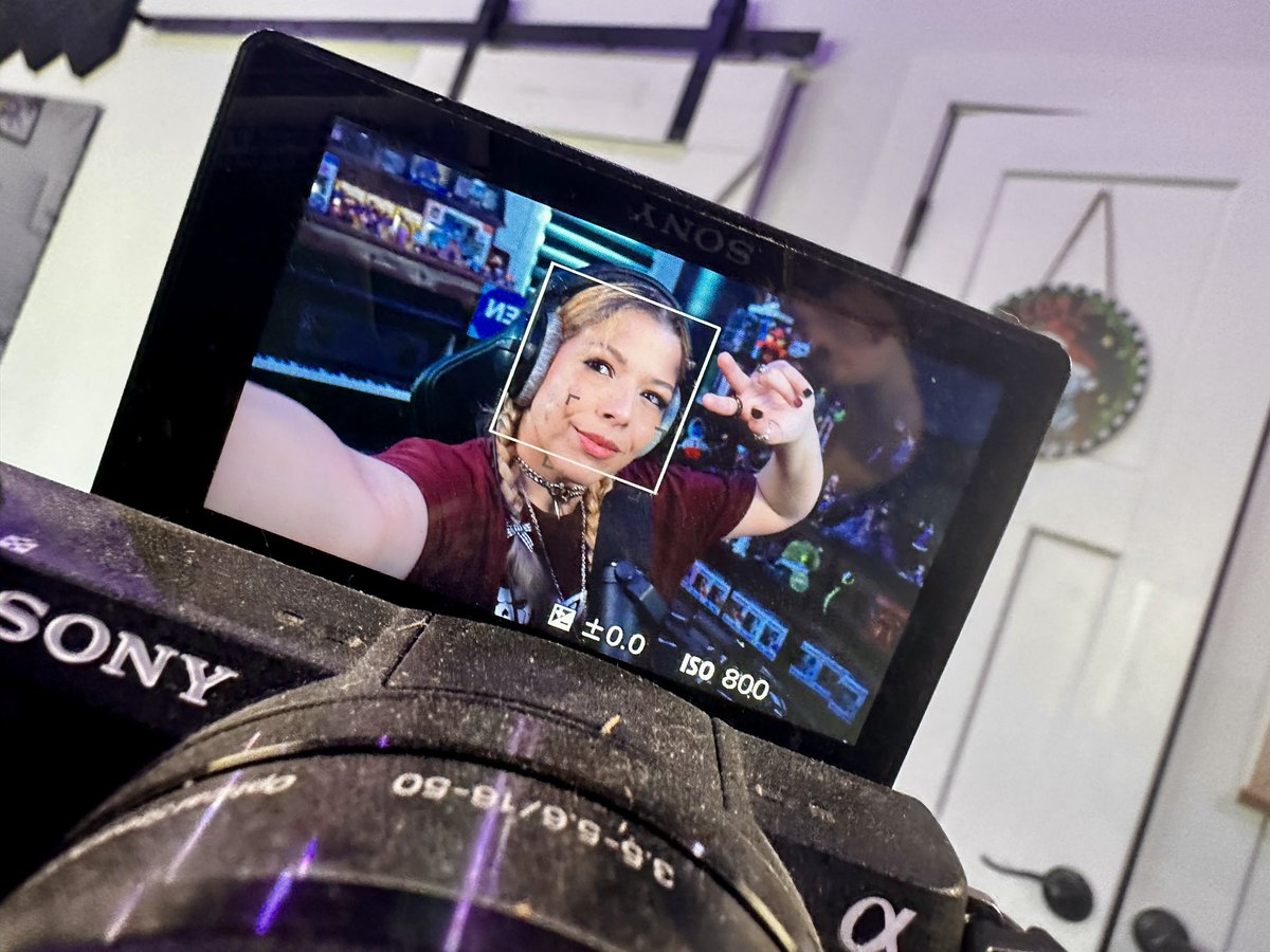Gabby Durden (@iamgabbydurden) on Twitter photo Happy #InternationalWomensDay ๐ฅฐ celebrating on <a href="/TwitchRivals/">Twitch Rivals</a> with the Womenโs Guild plus <a href="/ashsaidhi/">AshSaidHi</a> & <a href="/ChelseaBytes/">Certified CableBender</a> casting! Come hang out ๐
(pls donโt judge my dirty camera ๐ซ ) Happy #InternationalWomensDay ๐ฅฐ celebrating on <a href="/TwitchRivals/">Twitch Rivals</a> with the Womenโs Guild plus <a href="/ashsaidhi/">AshSaidHi</a> & <a href="/ChelseaBytes/">Certified CableBender</a> casting! Come hang out ๐
(pls donโt judge my dirty camera ๐ซ )