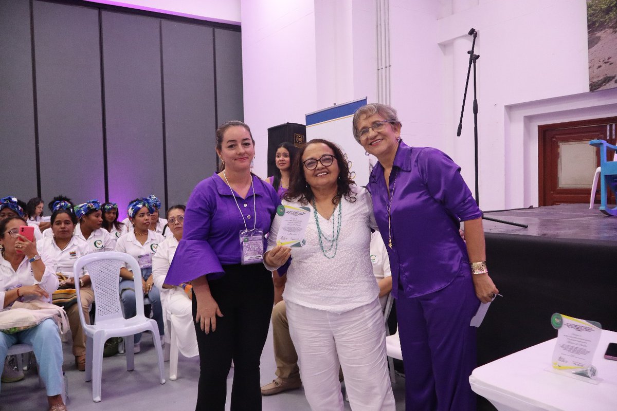 TallerProdesal's tweet photo. Por las que estuvieron, por las que estamos y por las que vendrán. ¡Seguimos resistiendo y transformando!✊🏽💜 https://t.co/1xZwuO1PrJ