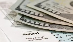 Florida among states that are income-tax free. 
8.wfla.com/4ipu43W