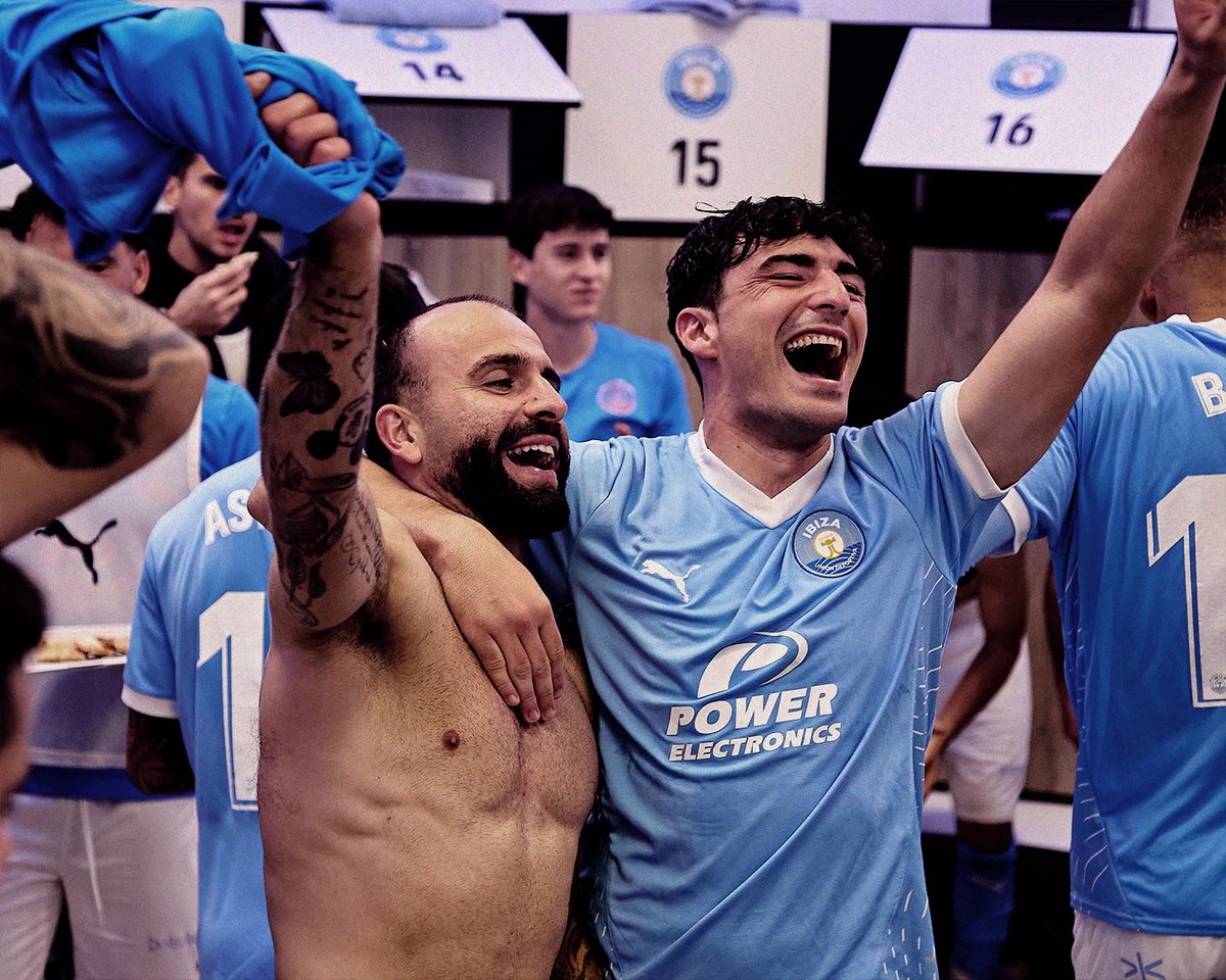 🌊 𝐋𝐀 𝐑𝐄𝐂𝐎𝐌𝐏𝐄𝐍𝐒𝐀 🥳

#SiempreIbiza 🩵 #IbizaYeclano