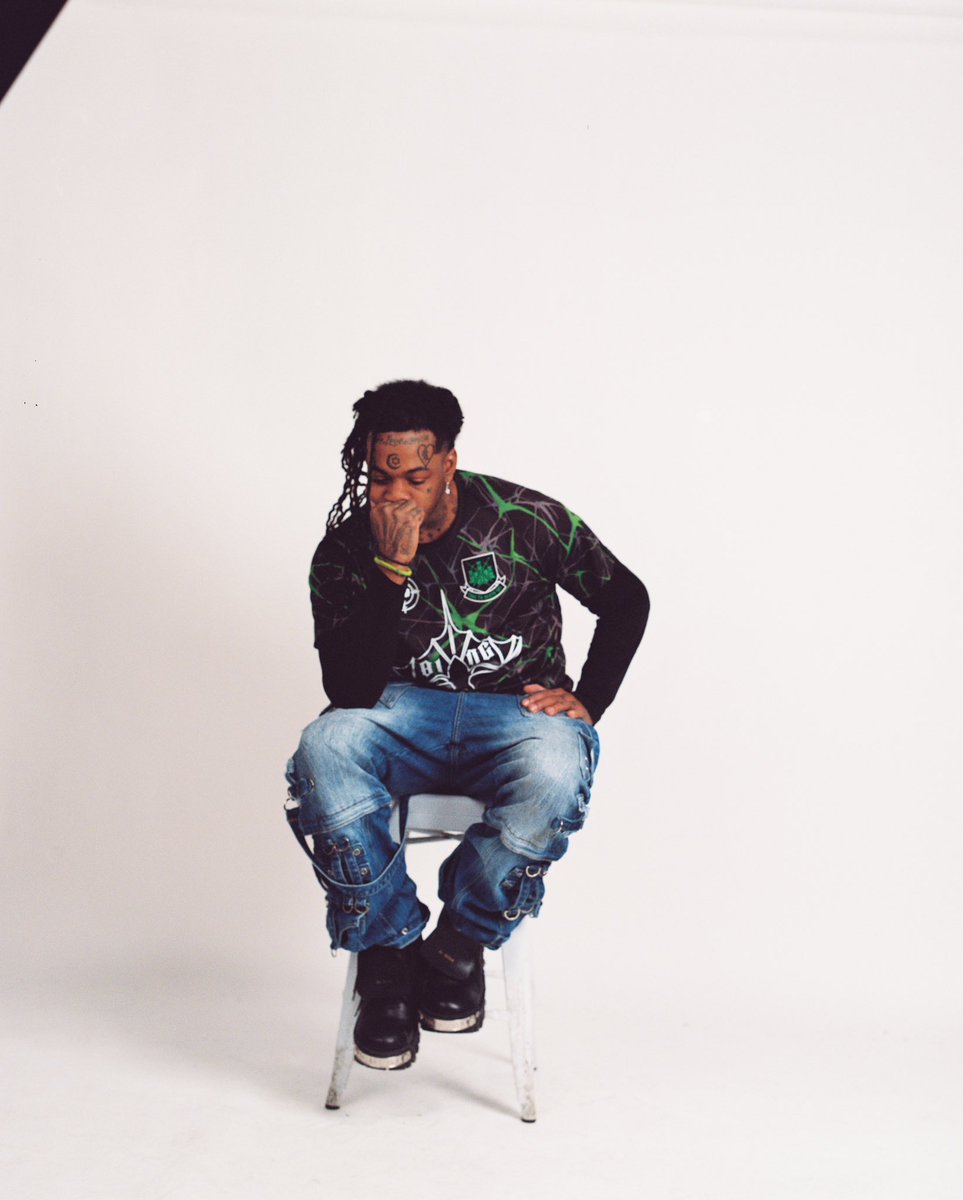 shootario_'s tweet image. 3400