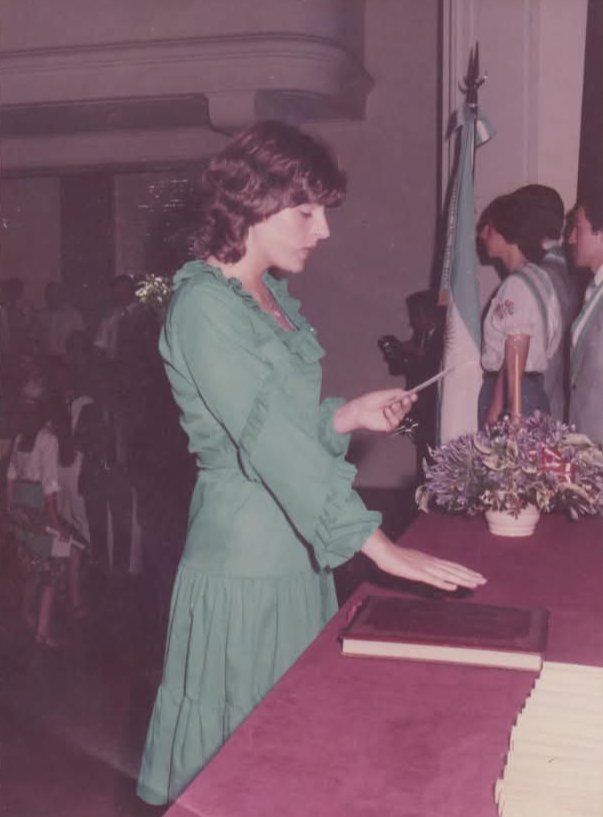 patoal62's tweet image. #JuramentoComoAgrónoma
#24Años #MujerEmpoderada
#SabadoDeFotoRetro by @chelito223