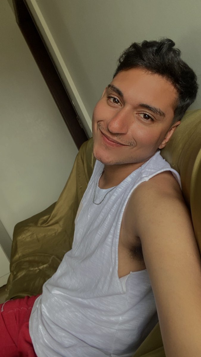 olucasri's tweet image. 