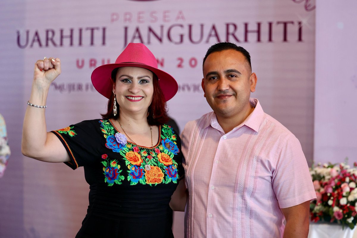 Lic_omar_hm's tweet image. Para la Dra. Conchita:

María Concepción Ramírez Sámano, mujer que me ha ayudado, mujer de alto orgullo, persona extraordinaria, mágica literaria y amiga sincera. 

Yo feliz de su merecido reconocimiento 💜🟪🟣

#UruapanIndependiente #CarlosManzo #ElPoderRegresaAlPueblo #8M