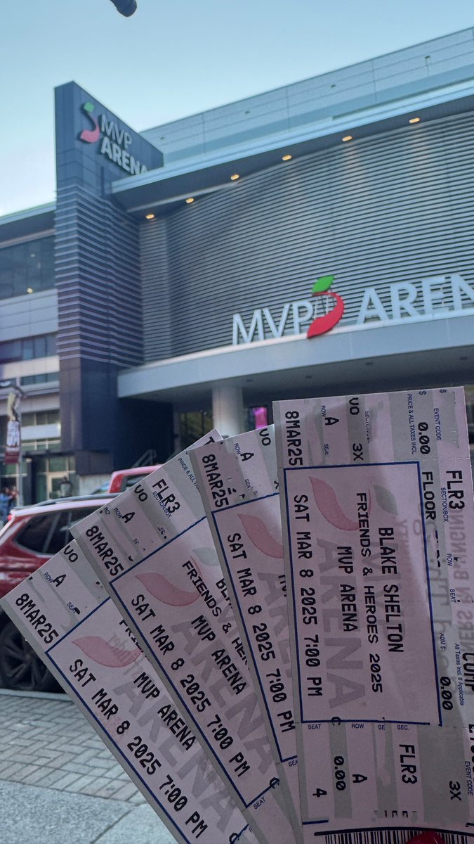 Blake Shelton tweet media