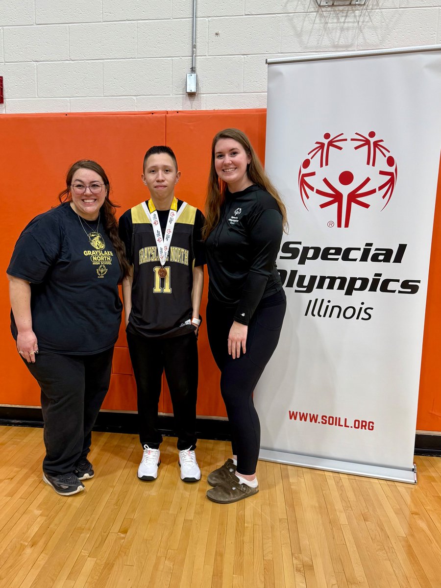 GNHS Special Olympics (@gnhs_spolympics) on Twitter photo Congratulations to Gio for placing 3rd at the <a href="/SO_Illinois/">Special Olympics Illinois</a> State Basketball Tournament! We are so proud of you! 🥉 <a href="/GNHSAthletics/">GN Knights Athletics</a> <a href="/GrayslakeNorth/">Knight Pride</a> Congratulations to Gio for placing 3rd at the <a href="/SO_Illinois/">Special Olympics Illinois</a> State Basketball Tournament! We are so proud of you! 🥉 <a href="/GNHSAthletics/">GN Knights Athletics</a> <a href="/GrayslakeNorth/">Knight Pride</a>