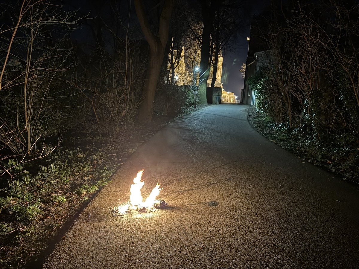 112 melding Brandstichting met fles olie op de Wandeling in Zierikzee