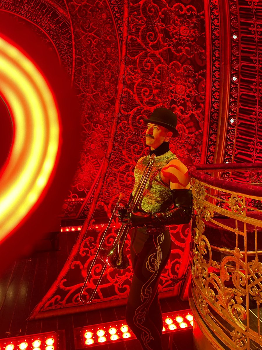 Moulin Rouge tour debut ❗️❤️‍🔥