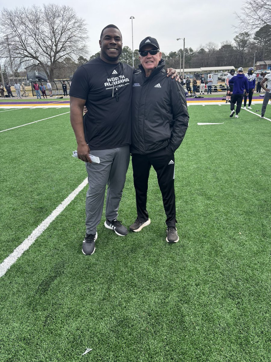 Two 🐐 s at practice today.

#UNALegends 
#JohnnyLong
<a href="/CoachJohnson52/">Michael Johnson</a>