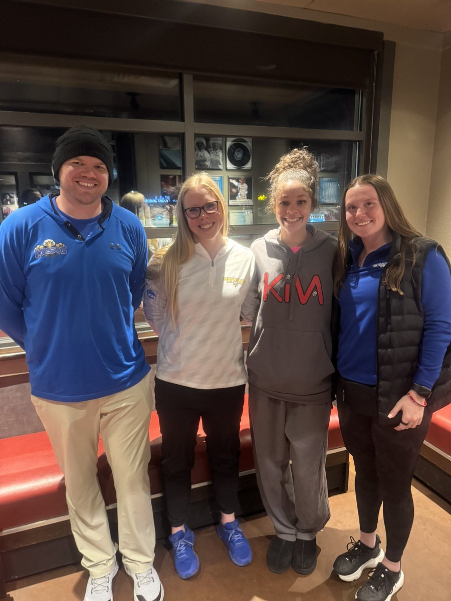 @Haidyncarter (@haidyncarter) on Twitter photo Great dinner with <a href="/MSUEaglesVB/">Morehead State Volleyball</a> and Head Coach <a href="/KyrstenBecker/">Kyrsten Becker-McBride</a> humble to receive an offer to further my academic and volleyball career. Great dinner with <a href="/MSUEaglesVB/">Morehead State Volleyball</a> and Head Coach <a href="/KyrstenBecker/">Kyrsten Becker-McBride</a> humble to receive an offer to further my academic and volleyball career.