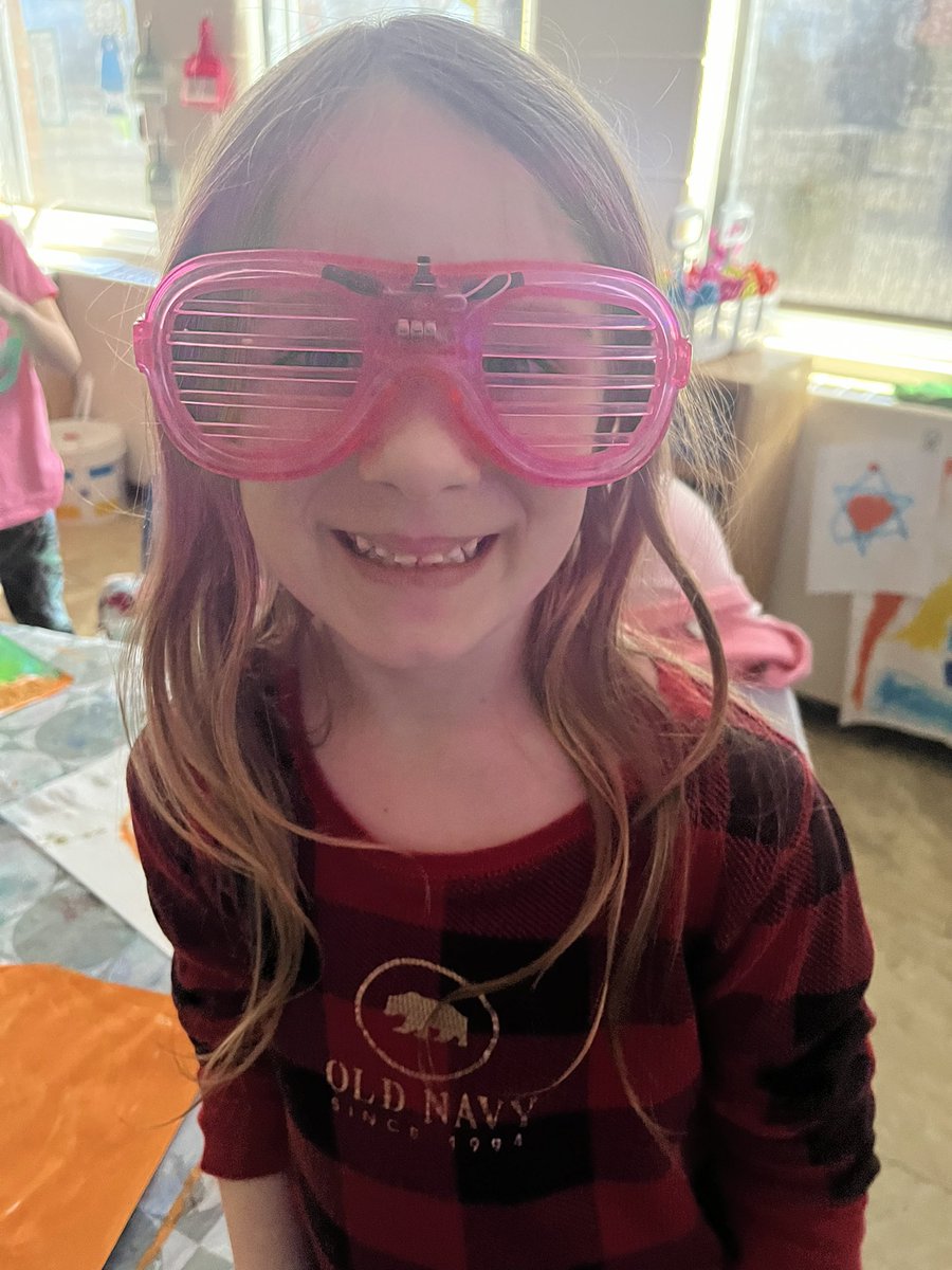 Erin Jenkins (@jenkinsjunction) on Twitter photo What do you do the Friday before March break? Glow party!!! Along with a Kinder party in the gym with the other classes! 🤣 Happy March Break!! <a href="/PrincipalJLMit1/">Principal @ J.L. Mitchener</a> <a href="/GEDSB/">Grand Erie District School Board</a> What do you do the Friday before March break? Glow party!!! Along with a Kinder party in the gym with the other classes! 🤣 Happy March Break!! <a href="/PrincipalJLMit1/">Principal @ J.L. Mitchener</a> <a href="/GEDSB/">Grand Erie District School Board</a>