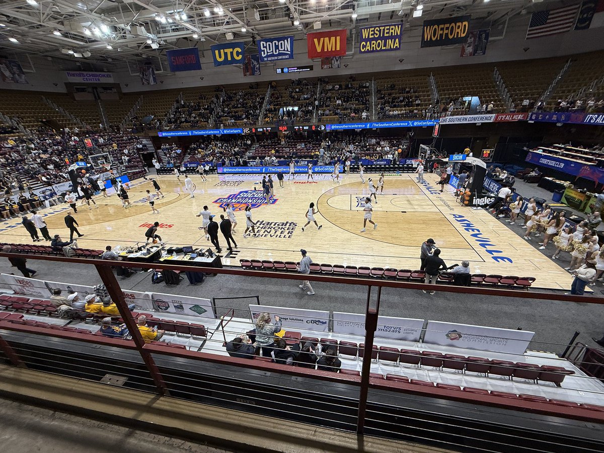 rdibbxsh's tweet image. Let’s go BUCS!!!
@ETSU_MBB @ETSUHoopsNation @ETSUGoldBuc @ETSUAthletics 
#soconhoops