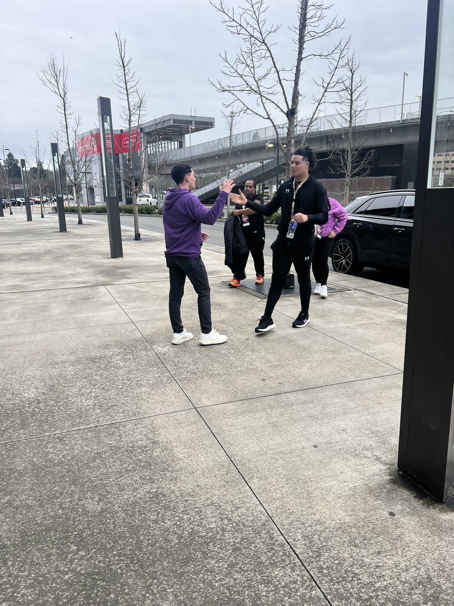 Scott Eklund (@scotteklund) on Twitter photo Top 2026 TE target <a href="/LandenMiree9/">Landen Miree (My-ree)</a> is here for <a href="/UW_Football/">Washington Football</a>โs Junior Day <a href="/KimGrinolds/">Kim Grinolds</a> <a href="/Chris_Fetters/">Chris Fetters</a> <a href="/MDohertyFB/">Matt Doherty</a> <a href="/CoachPaopao/">Jordan Paopao</a> <a href="/Dawgman247/">Dawgman.com</a> Top 2026 TE target <a href="/LandenMiree9/">Landen Miree (My-ree)</a> is here for <a href="/UW_Football/">Washington Football</a>โs Junior Day <a href="/KimGrinolds/">Kim Grinolds</a> <a href="/Chris_Fetters/">Chris Fetters</a> <a href="/MDohertyFB/">Matt Doherty</a> <a href="/CoachPaopao/">Jordan Paopao</a> <a href="/Dawgman247/">Dawgman.com</a>
