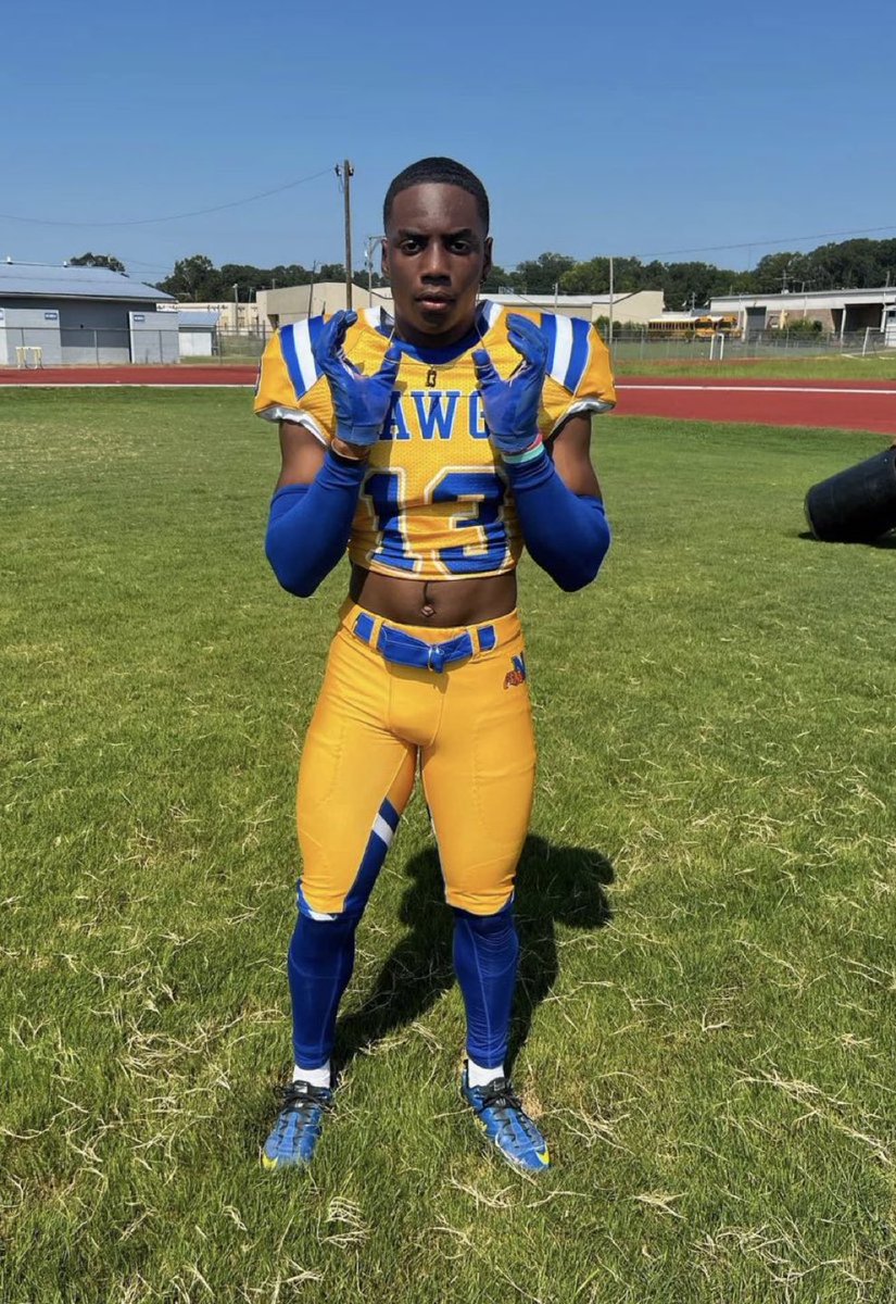 Miss-Lou Recruits (@shedrickmckenz2) on Twitter photo BlantonDamarcus
5โ11โ 180lbs
Natchez High(MS)
2025 RB
<a href="/BlantonDamarcus/">DamarcusBlanton</a>
โ
Power RB
โ
Good hands out of the backfield
Senior Season Highlights
๐ฅ hudl.com/v/2QtP2j
<a href="/_CoachWyatt/">Coach Wyatt Anderson</a> <a href="/oc7888/">Larry Williams Head Football Coach Coahoma CC</a> <a href="/CoachKSwinney/">Coach Keyun Swinney</a> <a href="/elijohnson75/">Eli Johnson</a> <a href="/Rebels247/">David Johnson</a> BlantonDamarcus
5โ11โ 180lbs
Natchez High(MS)
2025 RB
<a href="/BlantonDamarcus/">DamarcusBlanton</a>
โ
Power RB
โ
Good hands out of the backfield
Senior Season Highlights
๐ฅ hudl.com/v/2QtP2j
<a href="/_CoachWyatt/">Coach Wyatt Anderson</a> <a href="/oc7888/">Larry Williams Head Football Coach Coahoma CC</a> <a href="/CoachKSwinney/">Coach Keyun Swinney</a> <a href="/elijohnson75/">Eli Johnson</a> <a href="/Rebels247/">David Johnson</a>