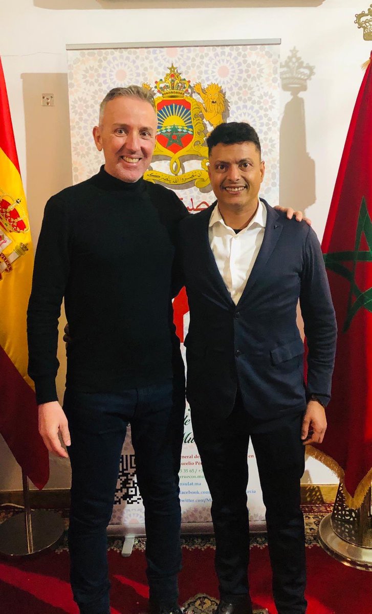 Día especial en <a href="/MarruecosMurcia/">Marruecos en Murcia</a> #DiaInternacionalDeLaMujer
Gracias por invitación y gracias a la  cónsul general #SanaaMarwah por el caloroso recibimiento; gracias a las autoridades🇪🇸 presente 🤲🏻🤝
#Diadelamujer #Murcia 
🎙️<a href="/paulinoross/">Paulino Ros</a>
