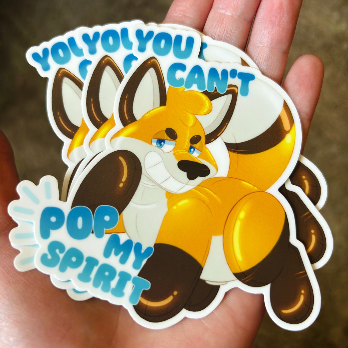 Pirxyl's tweet image. 🌻｜What's the happs? I'm Pirx! 👋
🌻｜A 2D &amp;amp; 3D Multifandom Artist
🌻｜Transmasc/Nonbinary/AroAce
☕️▹ko-fi.com/Pirxyl
☁️▹bsky.app/profile/Pirxyl…
🔥▹Pirxyl.tumblr.com
📷▹instagram.com/Pirxyl/
🖼️▹cara.app/pirxyl
🧸▹toyhou.se/Pirxyl