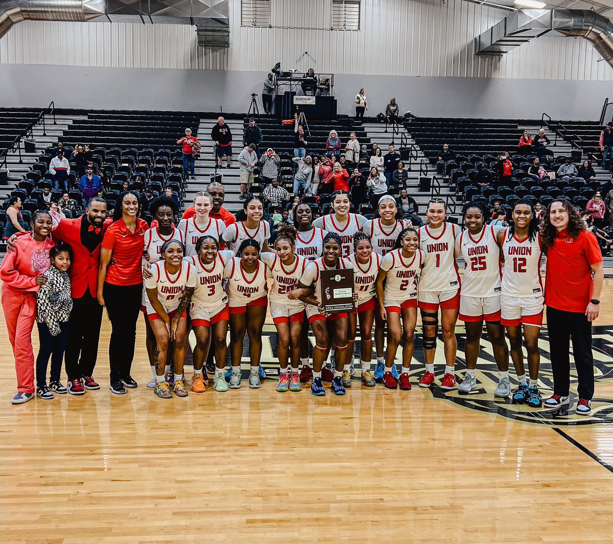 Union Athletics (@union_athletics) on Twitter photo STATE BOUND! 🏆🔥 Union Girls Basketball are officially dancing in the STATE TOURNAMENT! Congratulations, Redhawks! 💪🏀 #TakeState
<a href="/UnionGirlsBball/">Union Redhawks Girls Basketball</a> STATE BOUND! 🏆🔥 Union Girls Basketball are officially dancing in the STATE TOURNAMENT! Congratulations, Redhawks! 💪🏀 #TakeState
<a href="/UnionGirlsBball/">Union Redhawks Girls Basketball</a>