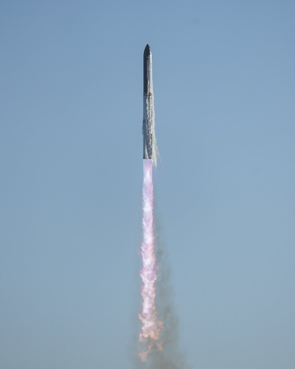 SpaceX's tweet image. Liftoff of Starship's eighth flight test