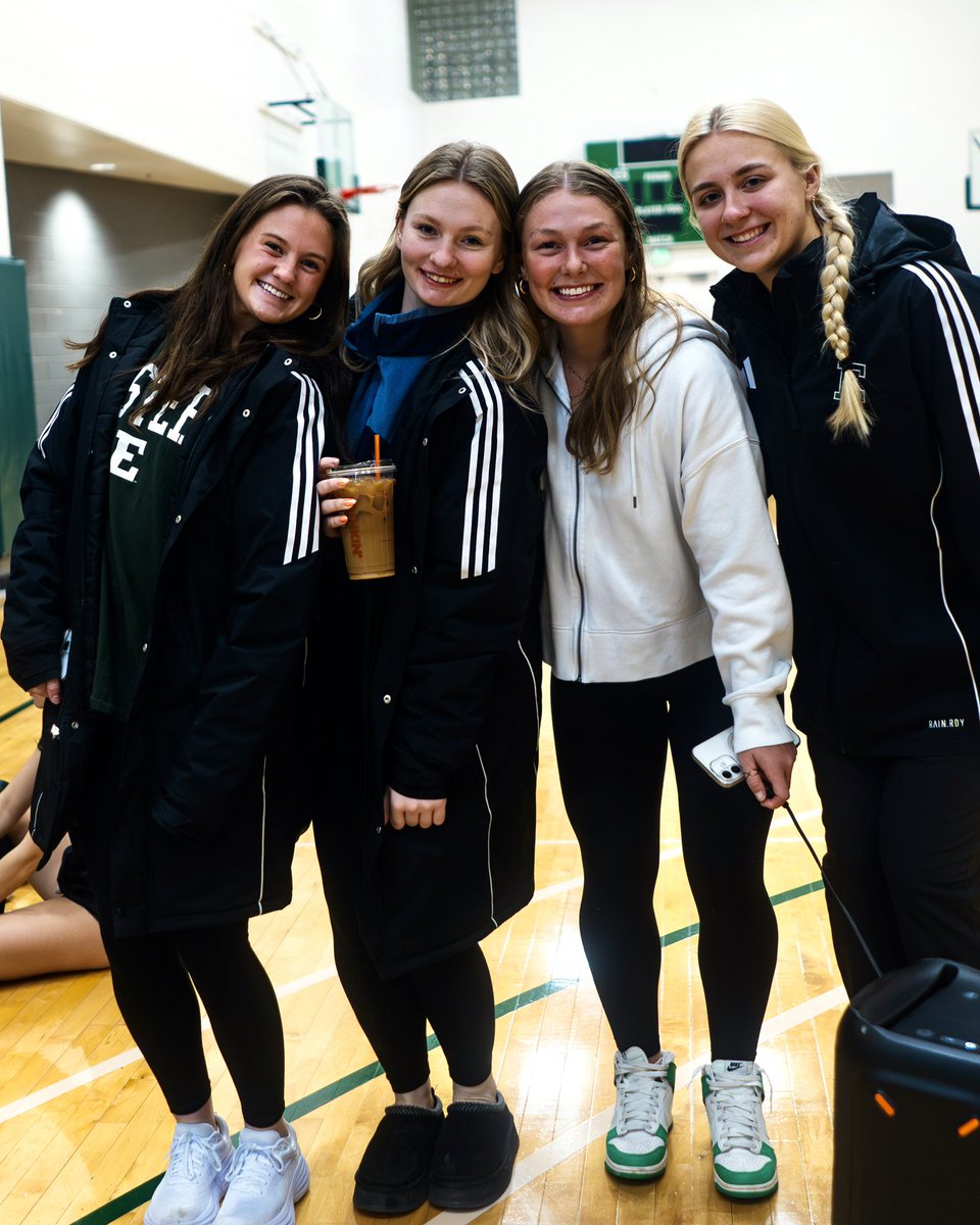Celebrating our women on #InternationalWomensDay! ⚽️ 

#EMUEagles