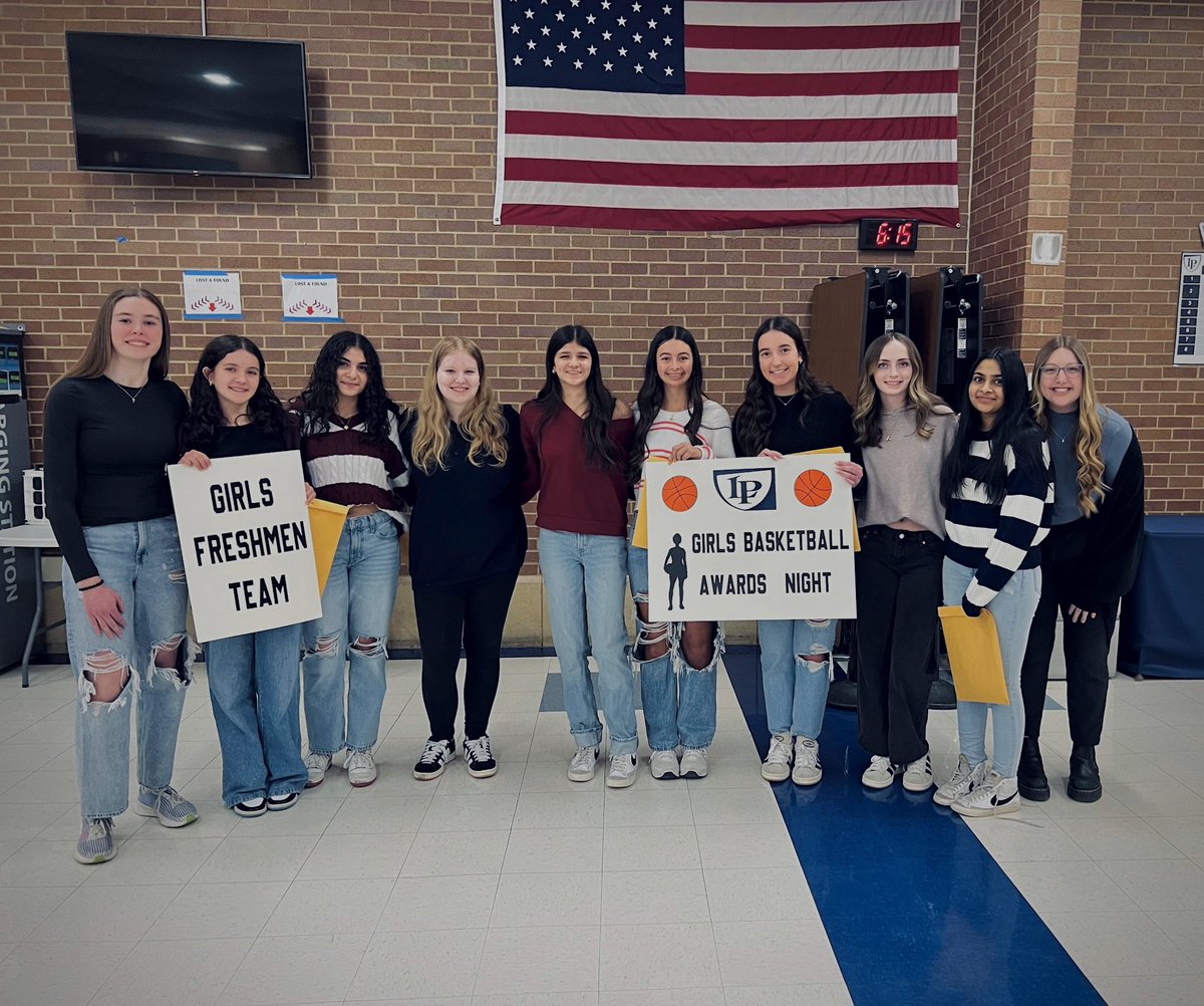 Ms.Vainisi tweet media