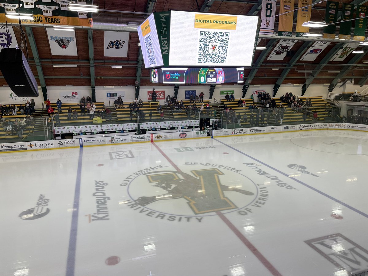 Fresh sheet of ice at the Gut where <a href="/UVMmhockey/">UVM Men's Hockey</a> is set to host <a href="/TerrierHockey/">BU Men's Hockey</a> on Senior Night! Radio pregame show with former Catamount defenseman Marty Wilde now on <a href="/NewsTalkWVMT/">Newstalk WVMT</a>! #802Hockey