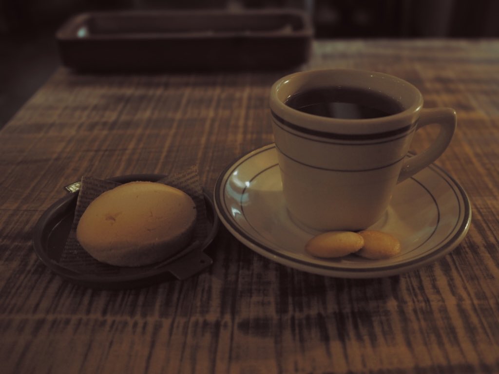 greencloudbyou's tweet photo. #gm #cafe #17mm https://t.co/DR3m1fXPUO