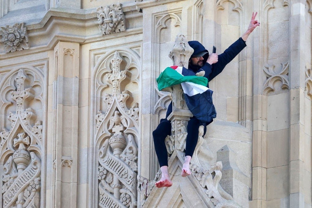 Man climbs Big Ben and refuses to come down! Hell yes! Free Palestine 🇵🇸