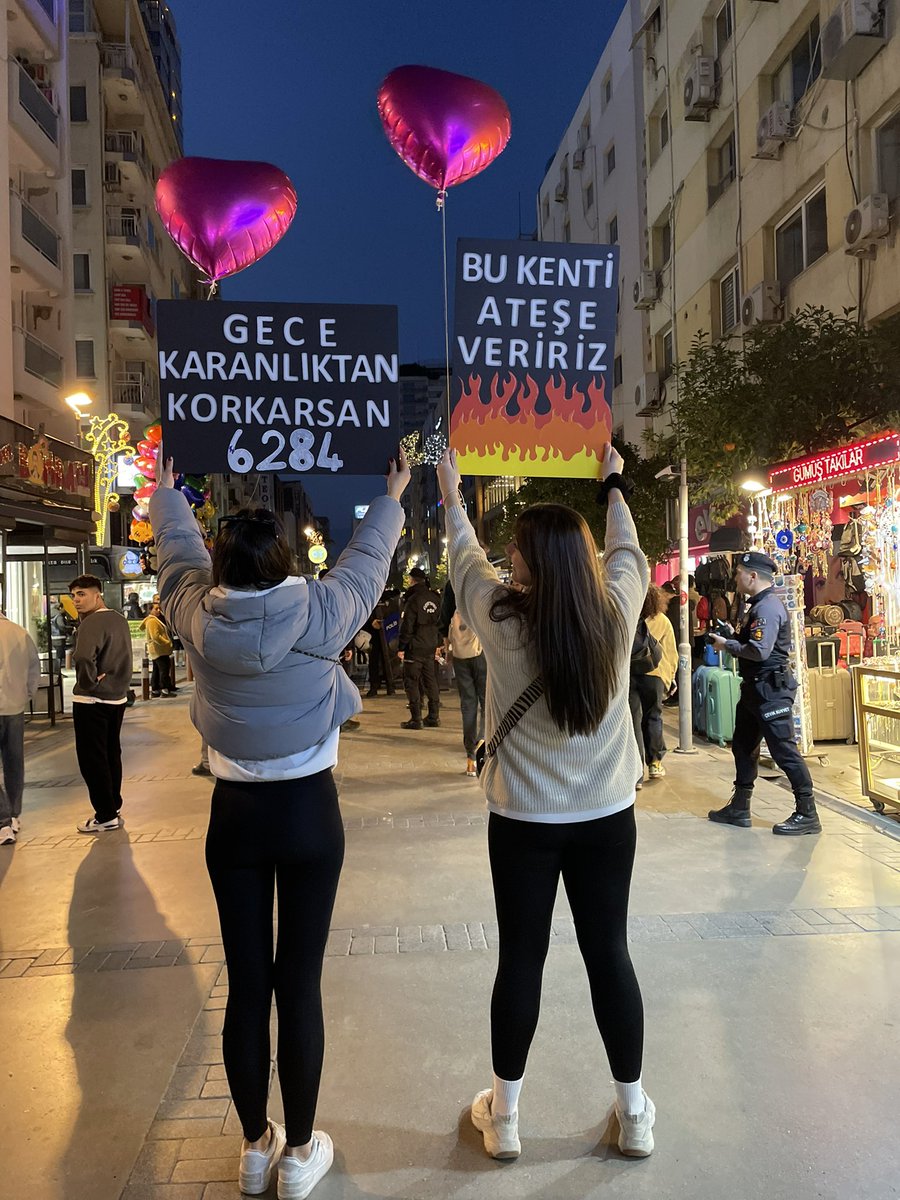 canııımm kadınlar!
8 mart 25  🌈✨🫶🏻💫💜👩🏼‍🤝‍👩🏽