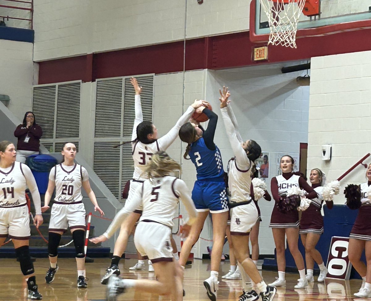 Henderson 14, Crittenden 12 end 1Q. 2REGION championship game <a href="/khsaabasketball/">KHSAA Basketball</a>