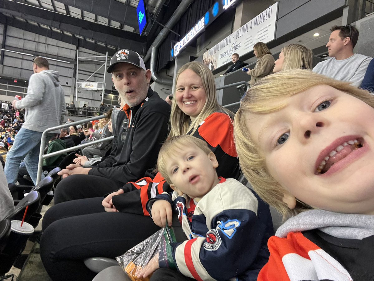 #tweettheheat let’s go <a href="/OmahaLancers/">Omaha Lancers</a>