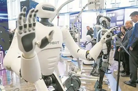 CulturalLingnan's tweet image. According to insiders, G1 #HumanoidRobots have become highly sought-after for rentals since their performance at the Gala. A quick scroll through trending posts online reveals the most common applications for these #robots, such as delivering rings to brides at weddings,…